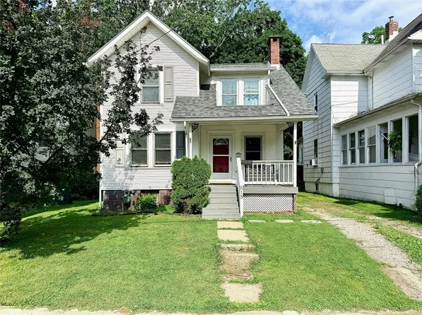 513 S 5th St, Indiana, PA 15701