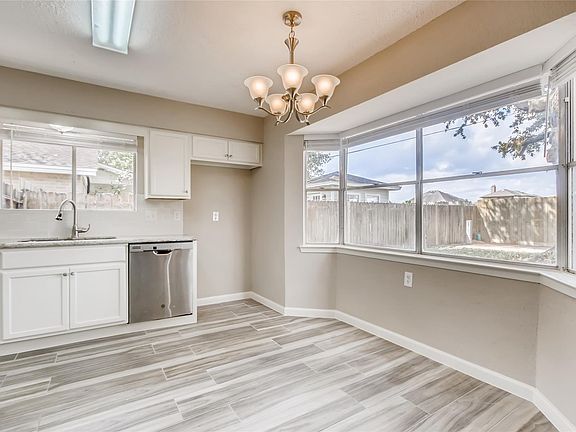 4th image of 503 Morningside Dr