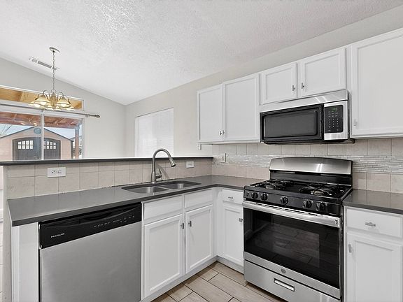 3rd image of 9908 Rawhide Ave SW