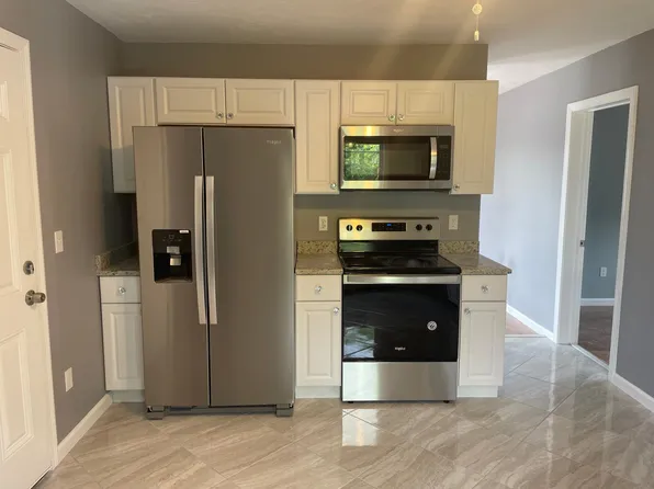 3 Clapp St APT 3, Worcester, MA 01610
