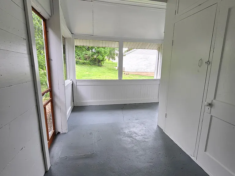 1005 Washington St #A — Photo 8
