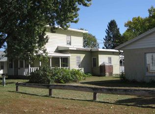 815 3rd St, Camanche, IA 52730