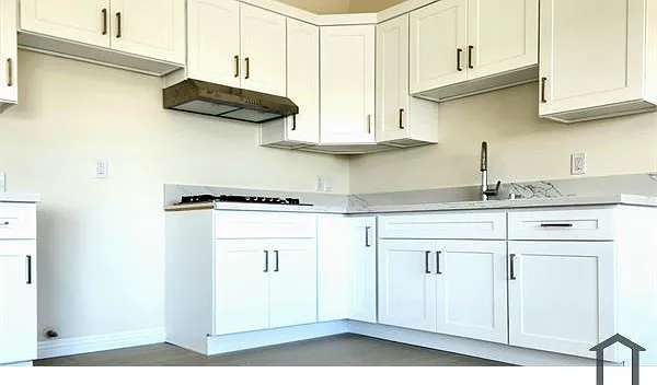 2 bed, 930 sqft, $2,500 — Photo 2