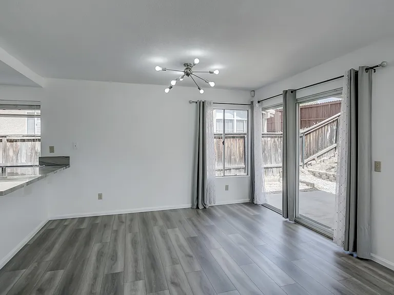 34921 Shadowwood Dr — Photo 14