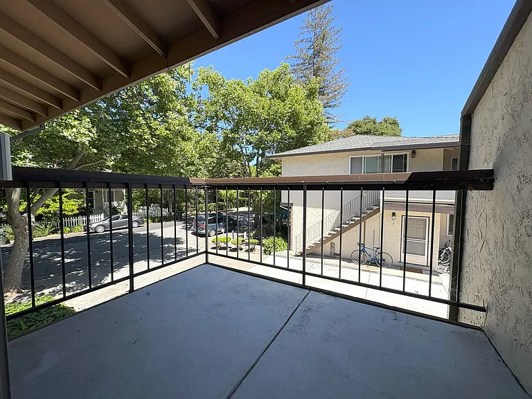 1325 Mills St #8 — Photo 6