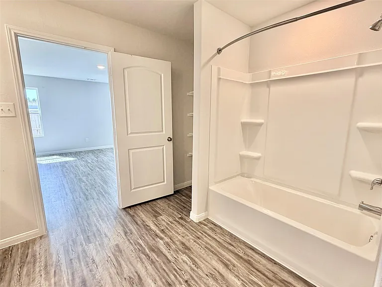1395 Road 5102 — Photo 9