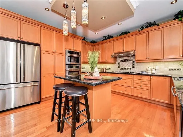 43 Larkmead Cres — Photo 4