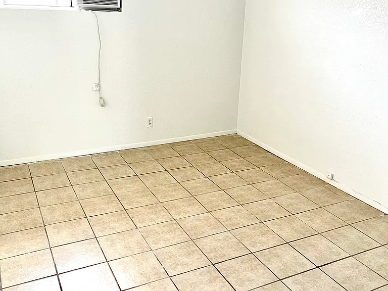 3901 Hercules Ave — Photo 36