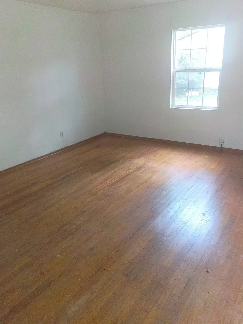 3 bed, 1040 sqft, $875 — Photo 4
