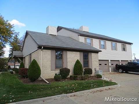 1st image of 35162 N Bay Cir