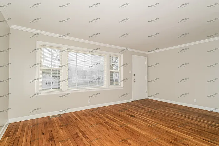 1213 Addison Dr — Photo 4