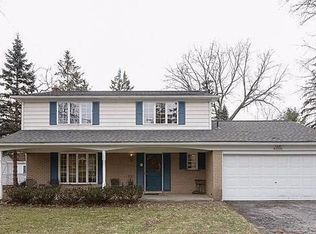 4405 E Loch Alpine Dr, Ann Arbor, MI 48103