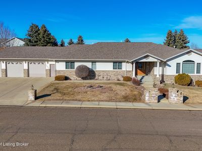 1934 5th St W, Dickinson, ND, 58601