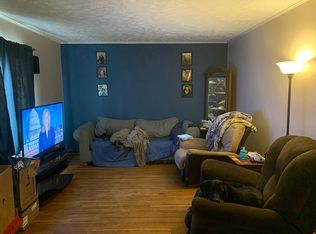 452 5th St, Hampton, NE 68843