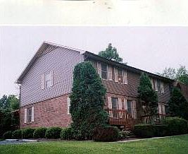 1st image of 2203 Greenbriar Cir APT 1