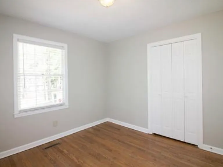 105 S Ridge St — Photo 25