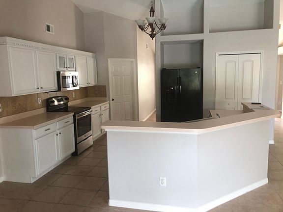2nd image of 3948 Stonefield Dr