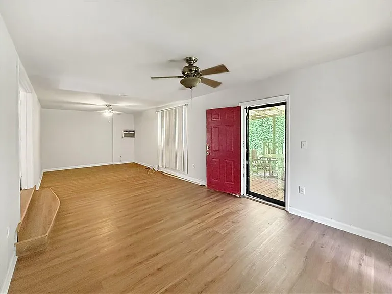 1668 Laurelwood Dr SW — Photo 9