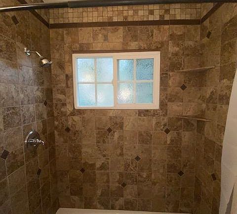 2nd image of 1330 S Barrington Ave APT 5