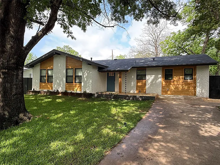 6712 Bryn Mawr Dr — Photo 3