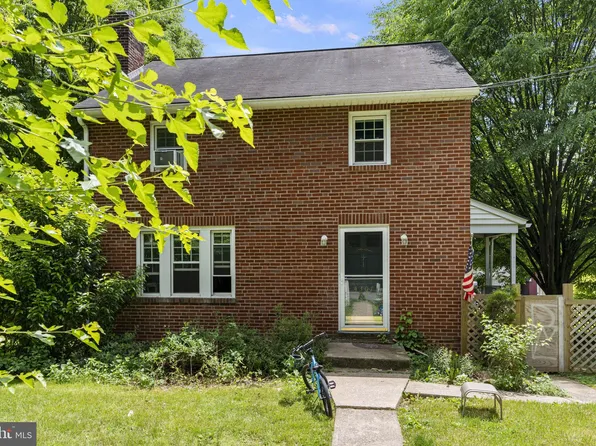 4307 Marblehead St, Harrisburg, PA 17109