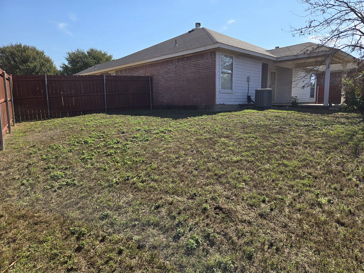 8011 Genesis Dr — Photo 4