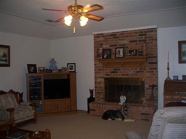 2nd image of 1018 La Porte Dr