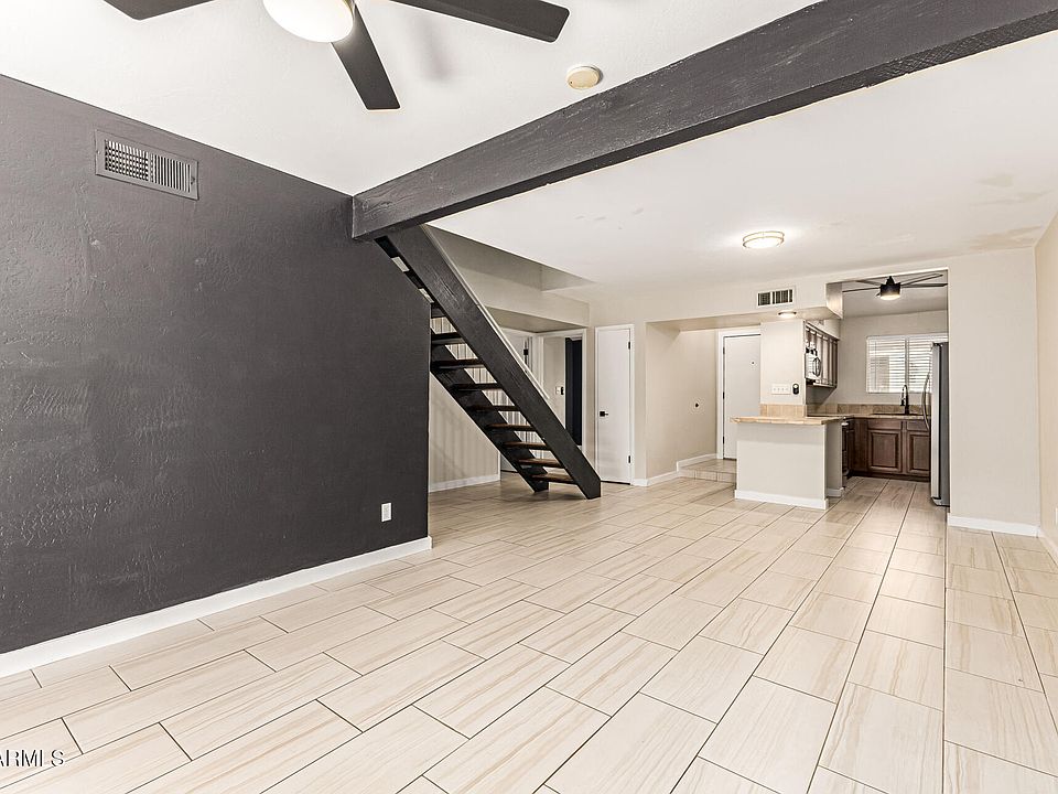 1st image of 1139 E BELMONT Avenue