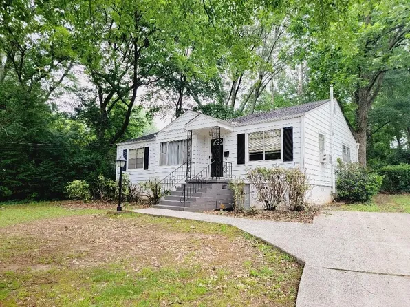 1099 Briar Vista Ter, Atlanta, GA 30324