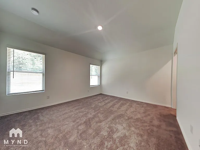 17584 Rosewood Manor Ln — Photo 6
