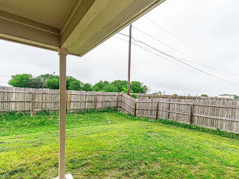 5409 Rimes Ct — Photo 25