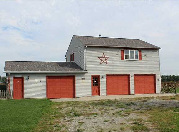 Workshop. Incredible space for all your garage needs plus hetaed Rec Room in upper level