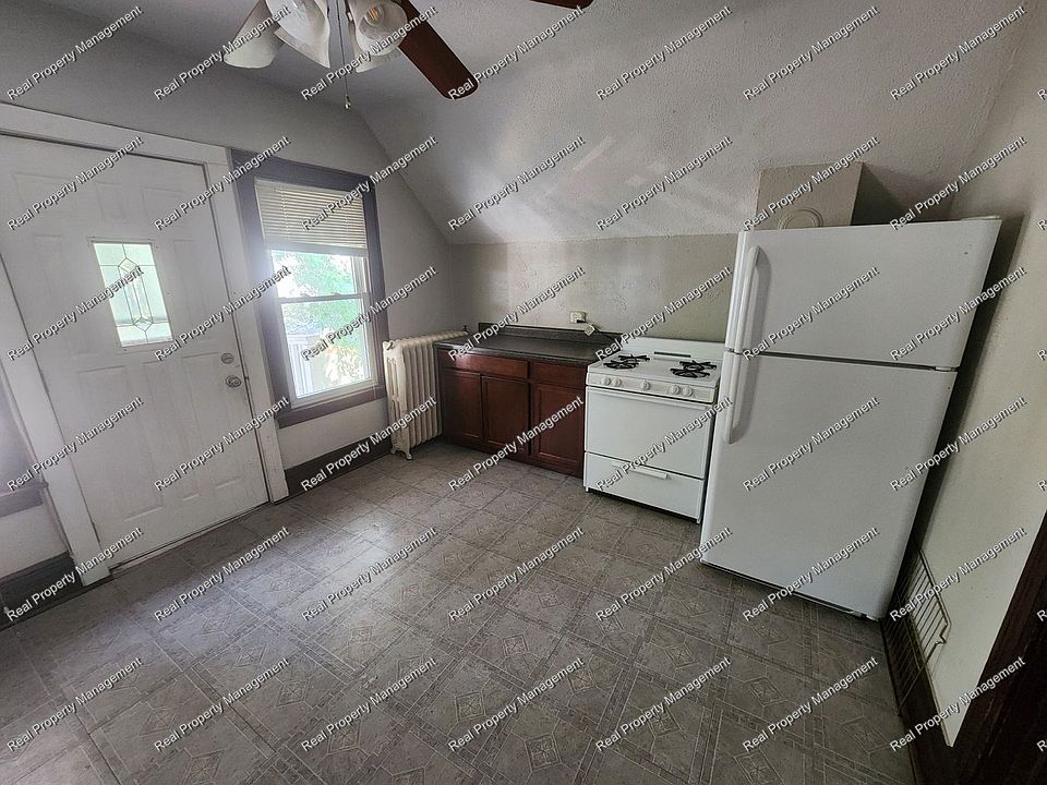 1st image of 607 Valparaiso St APT 3