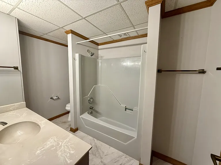 Full Bathroom and Tub