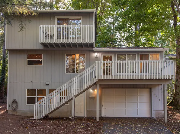 2111 Old Lakeway Dr, Bellingham, WA 98229