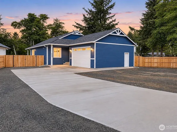 645 Itswoot Avenue SE, Ocean Shores, WA 98569