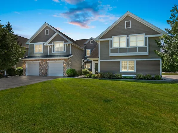 3745 N Northhaven Dr Unit 16006, Unit, WI 54212