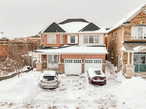 2 Zimmer St, Brampton, ON L6S 6L3