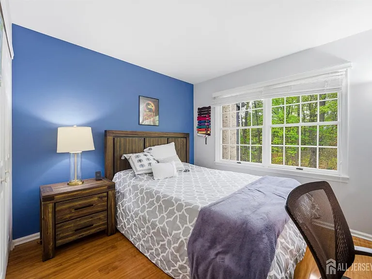 3 Dorchester Dr — Photo 35
