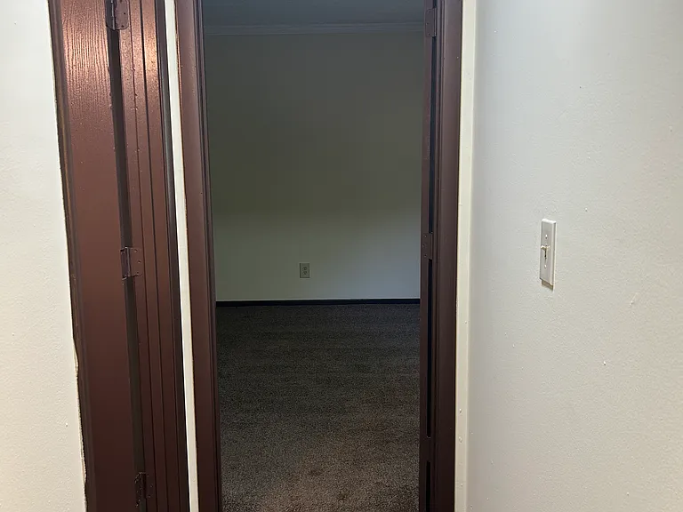 5397 Southgate Blvd #6 — Photo 6