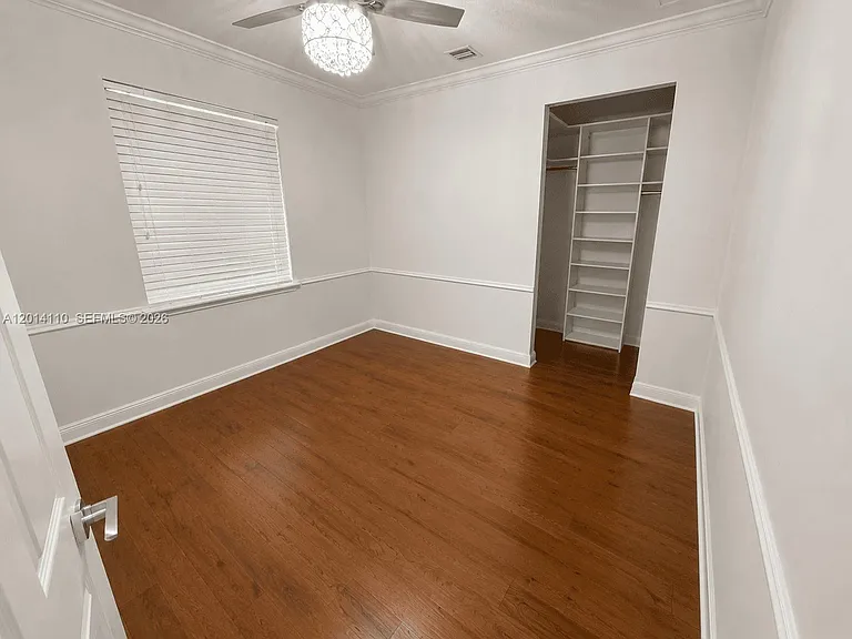 3424 Belmont Ter — Photo 28