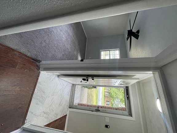 2nd image of 5728 Bonnie Wayne St