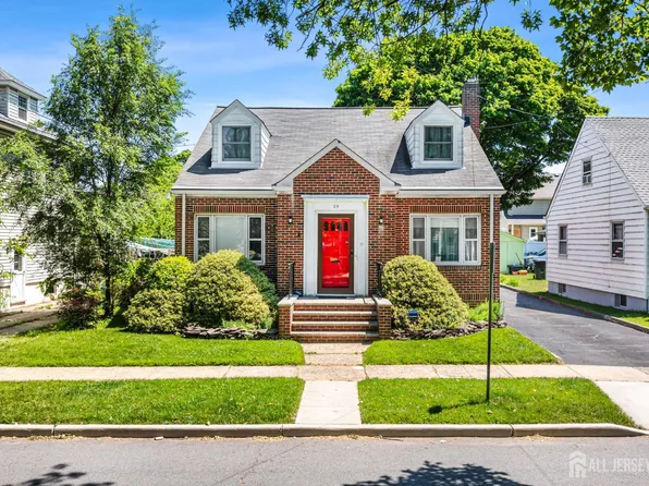 25 S 7th Ave, Highland Park, NJ 08904