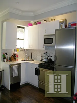 Rented by Halstead Real Estate | media 15