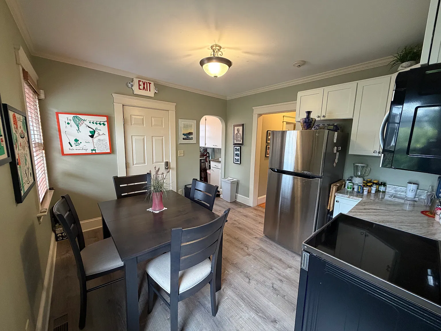 2 bed, $2,050 — Photo 4