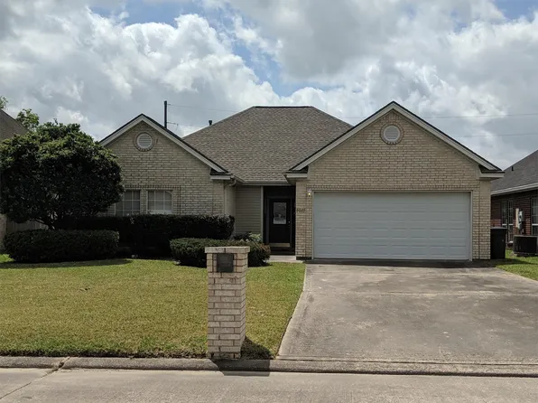 8005 Blue Bonnet Ln, Beaumont, TX 77713