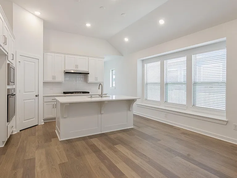 11223 Common Hackberry St — Photo 10