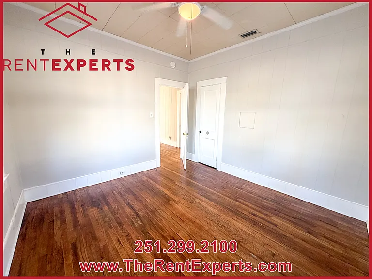 512 Williams St — Photo 14