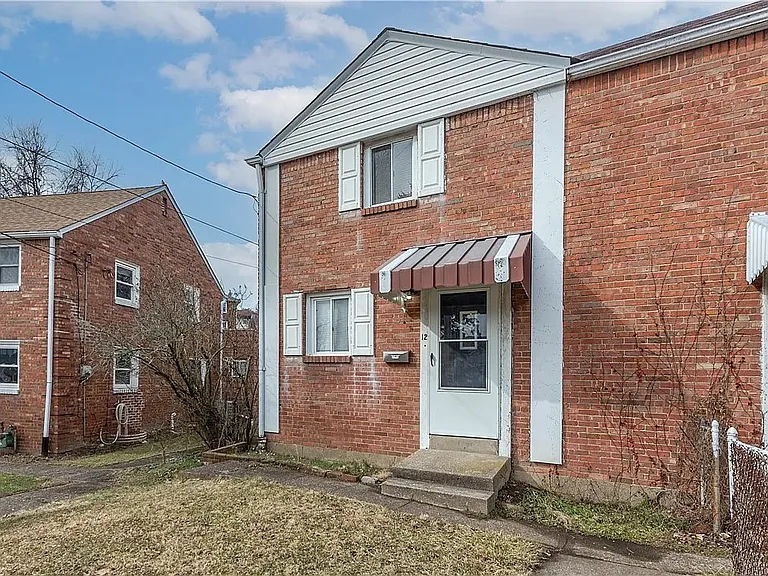 12 Wenzell Pl — Photo 2