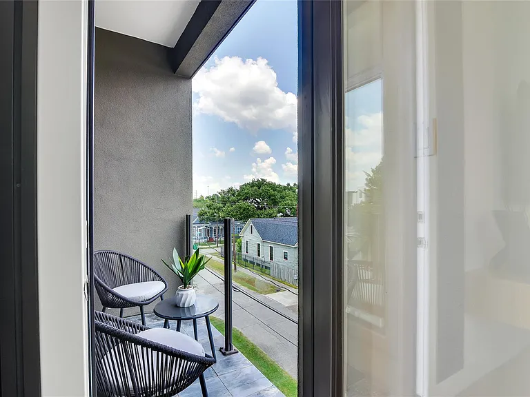 1411 Hickory St — Photo 16